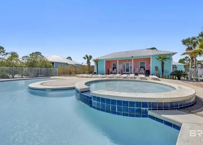 Relax In Style At Rookery 3 House