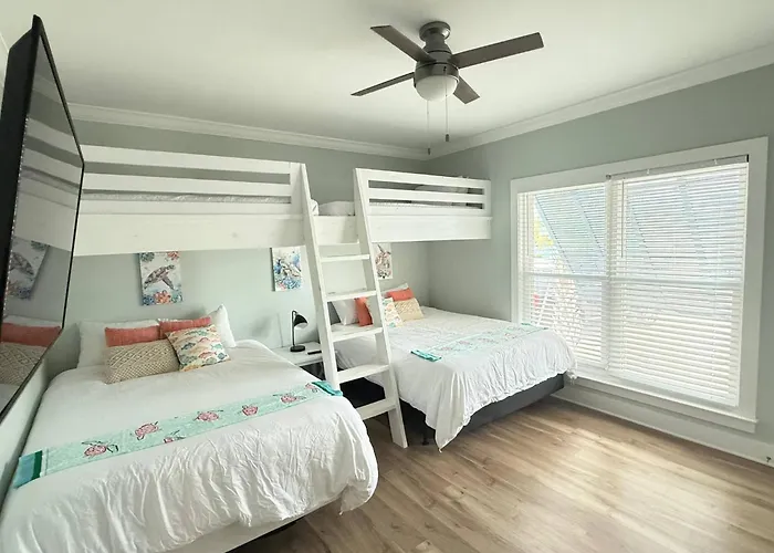 Relax In Style At Rookery 3 House *